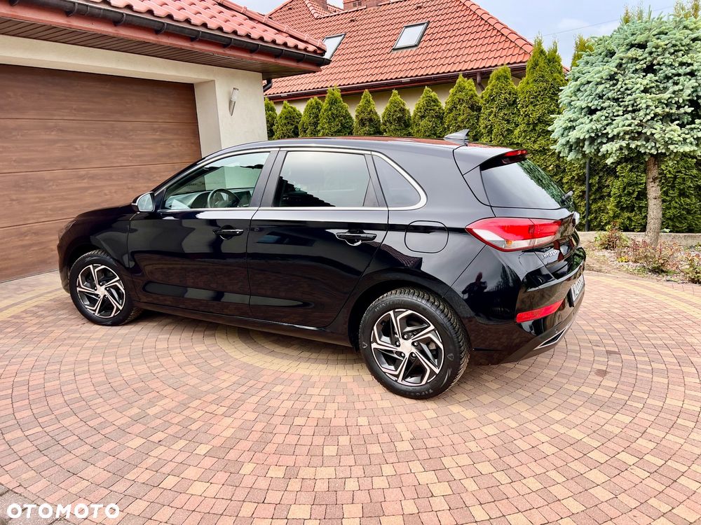 Hyundai i30 1.5 DPI Comfort - 27