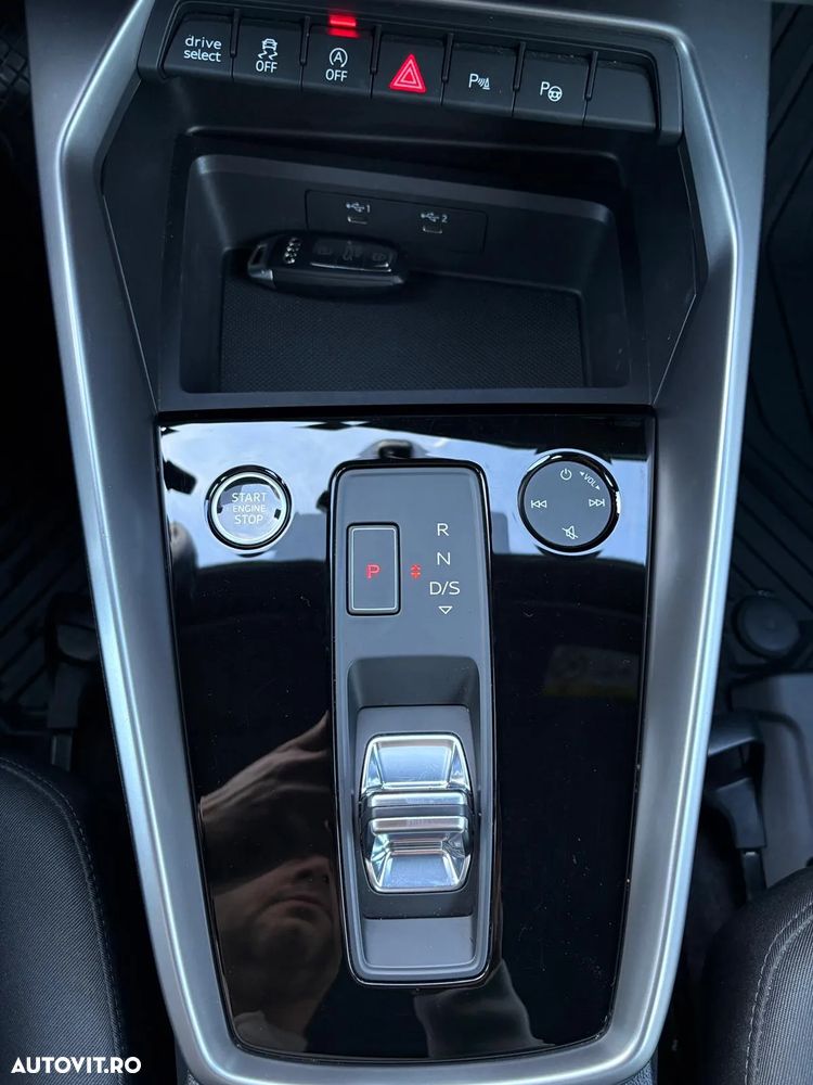 Audi A3 Sportback 1.0 30 TFSI MHEV S tronic Advanced - 12