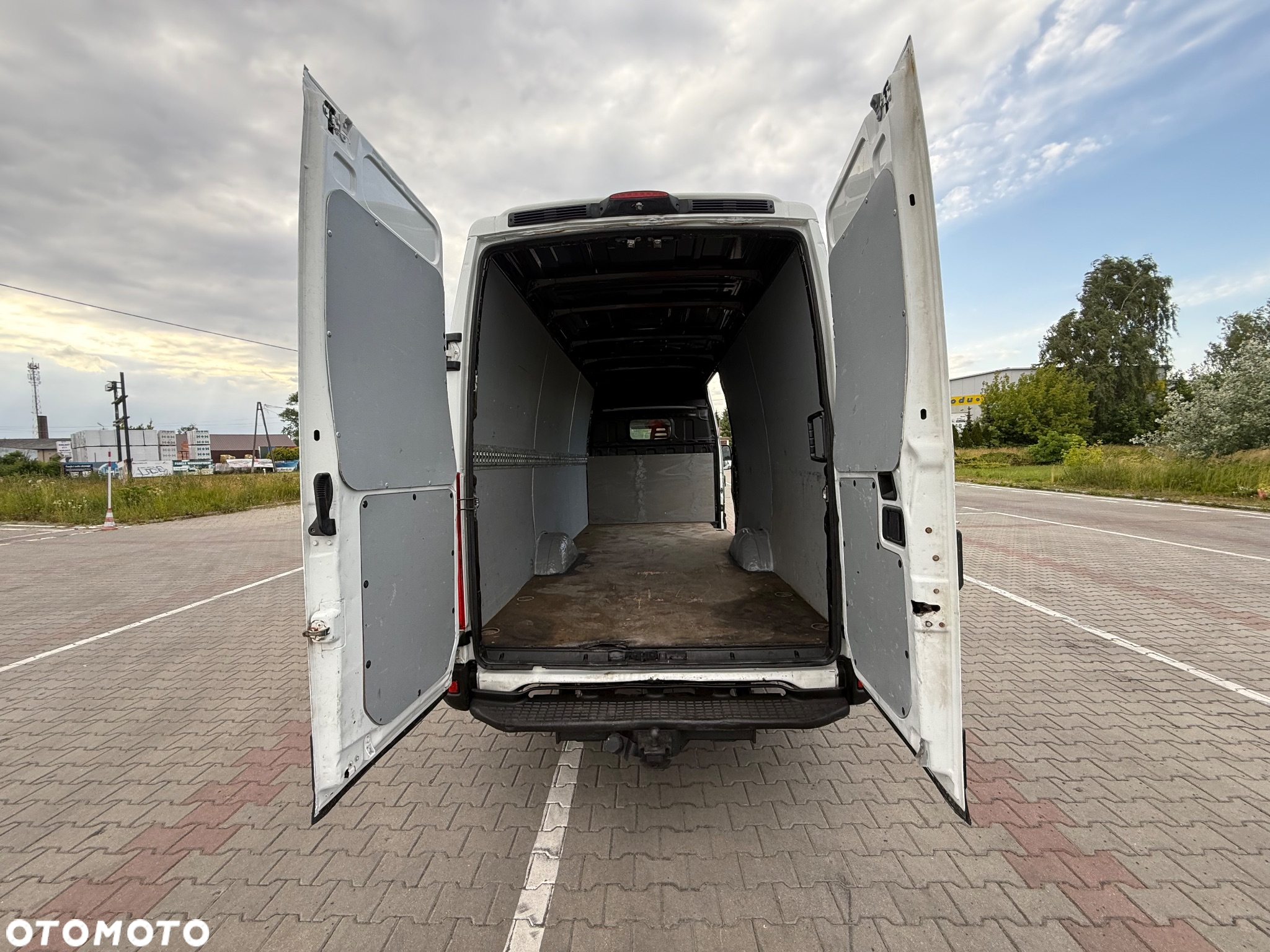 Iveco Daily - 18