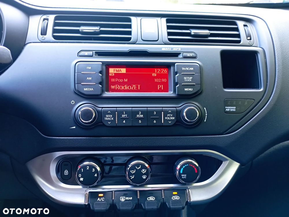 Kia Rio 1.2 M - 14