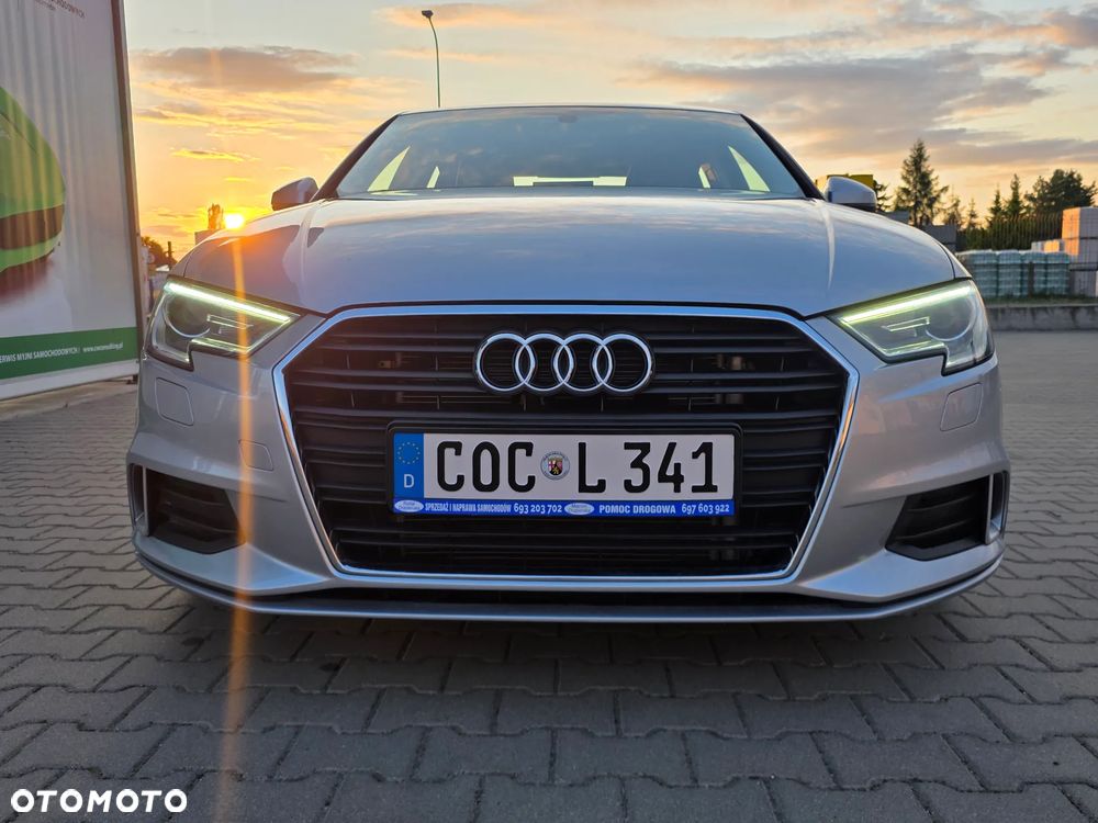 Audi A3 Limousine 1.6 TDI design - 3