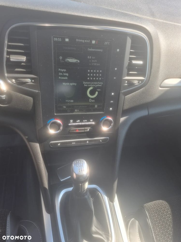Renault Megane TCe 140 GPF TECHNO - 9