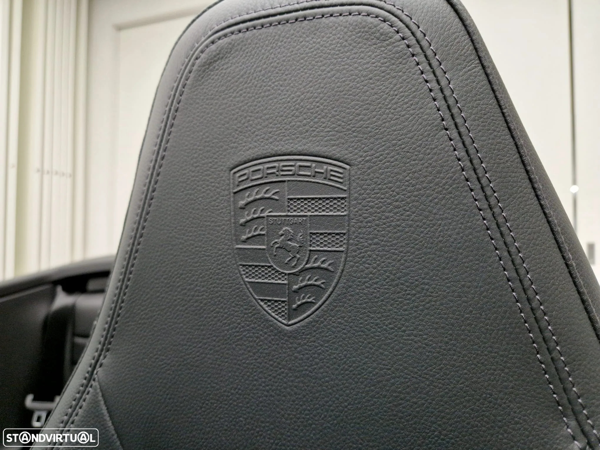 Porsche 911 (992) Carrera - 20