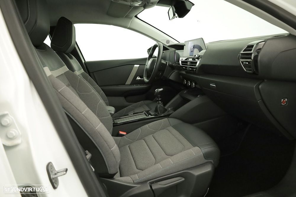 Citroën C4 1.2 PureTech Plus - 20