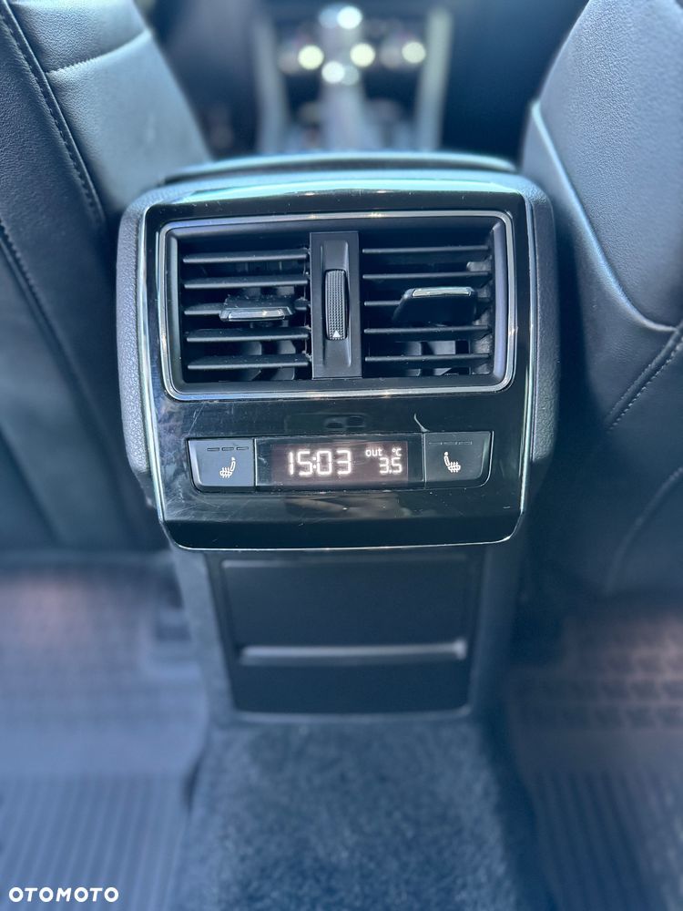 Skoda Superb 2.0 TSI 4x4 DSG SportLine - 11