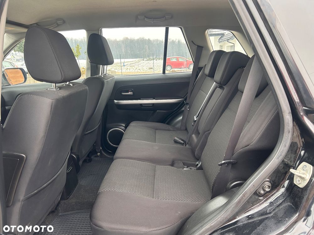 Suzuki Grand Vitara 1.9 DDiS - 8