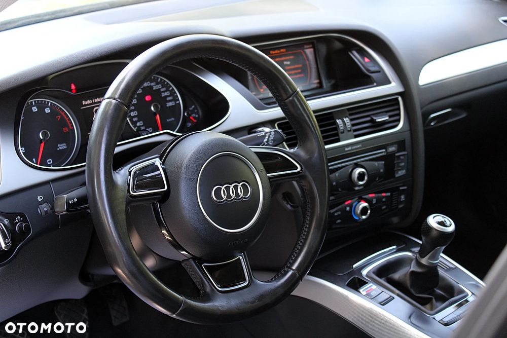 Audi A4 Avant - 22