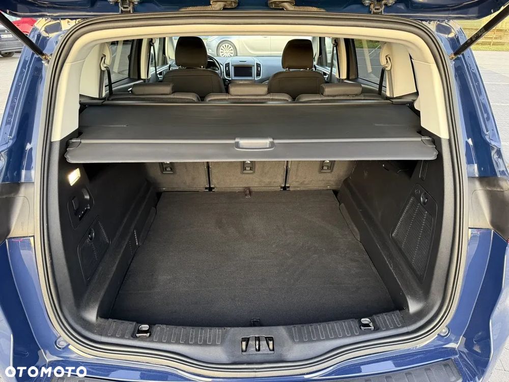 Ford S-Max 2.0 EcoBlue Titanium - 36