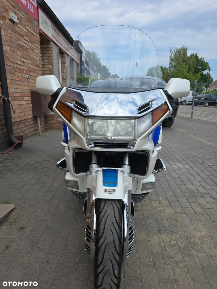 Honda GL - 8