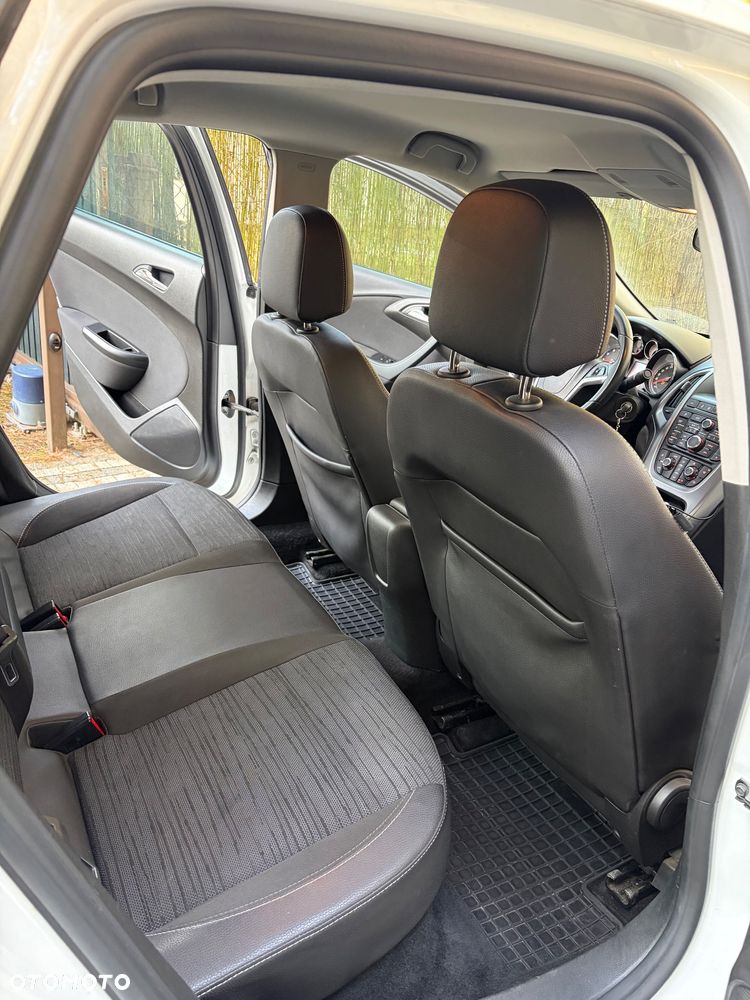 Opel Astra 1.4 T Active EU6 - 13