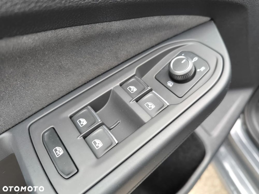 Volkswagen Golf 1.5 TSI ACT OPF Highline - 12