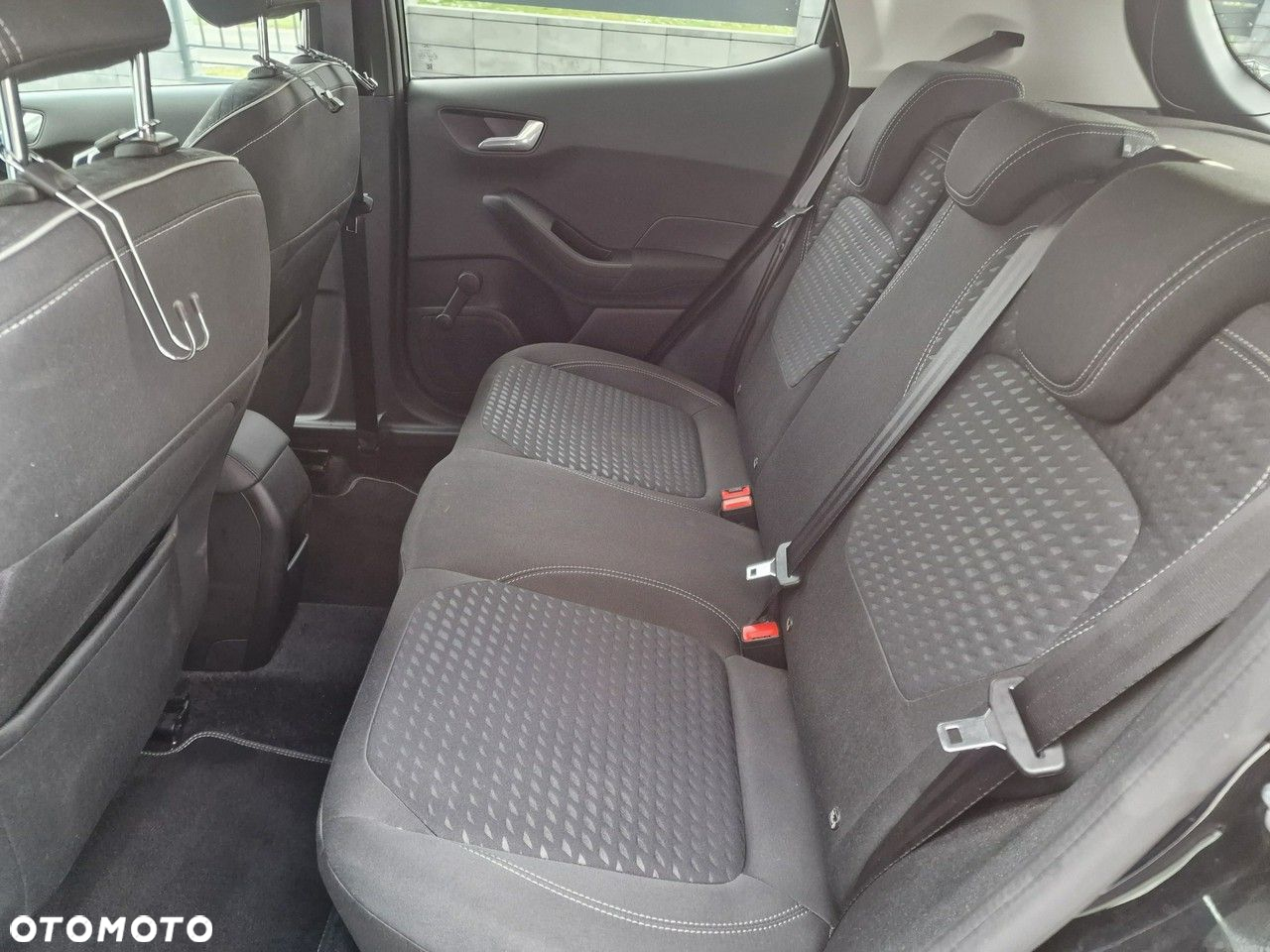 Ford Fiesta - 16