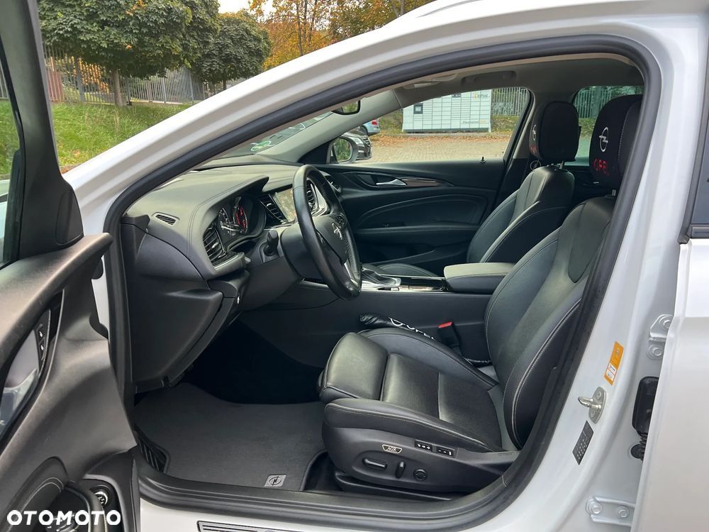 Opel Insignia - 9