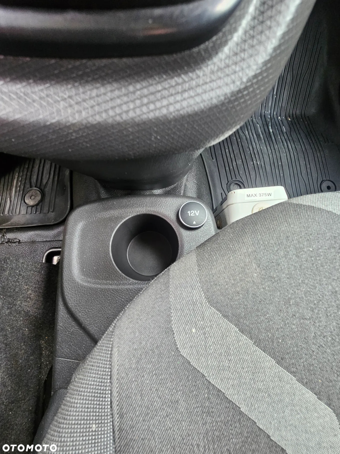 Ford Transit Connect - 23