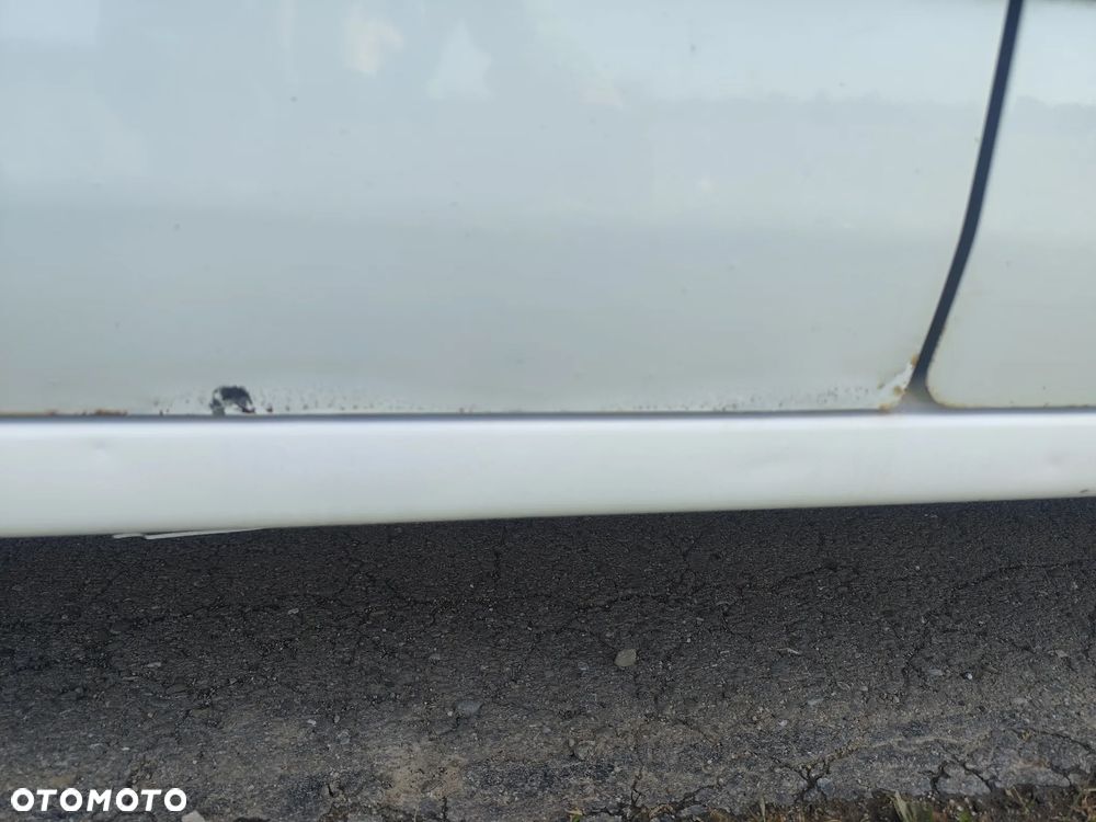 Peugeot Partner - 11