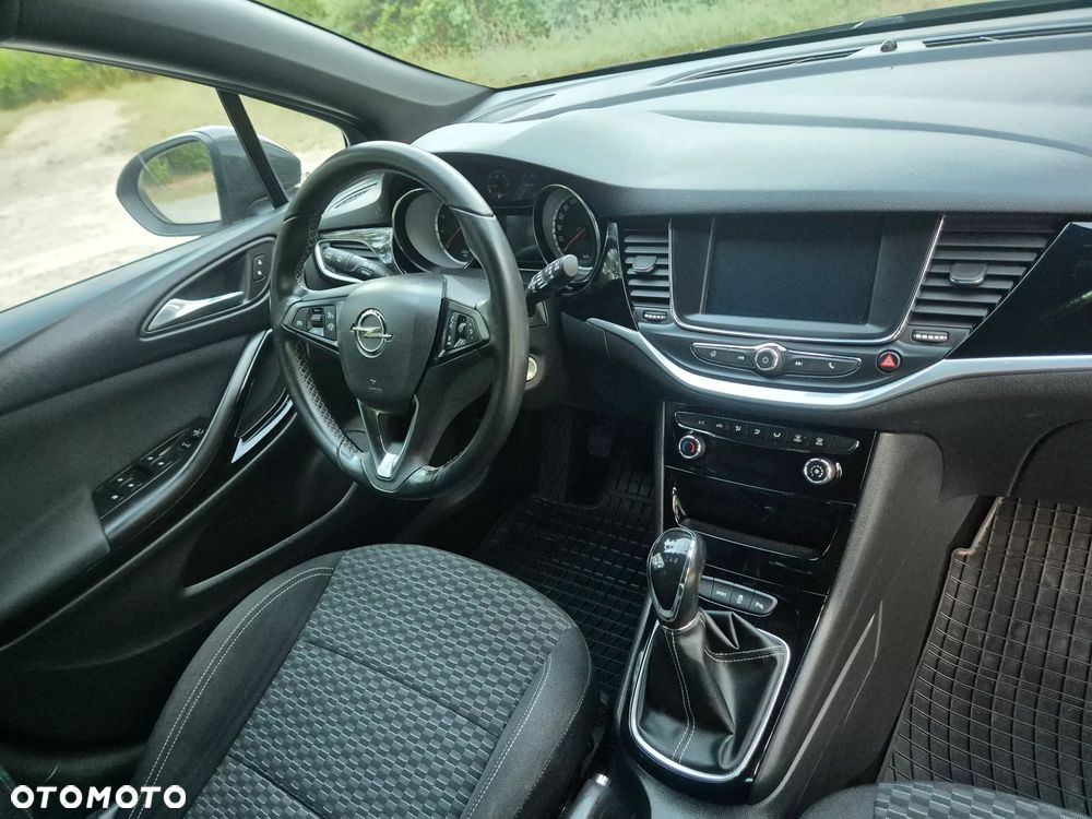 Opel Astra 1.4 Turbo Dynamic - 24