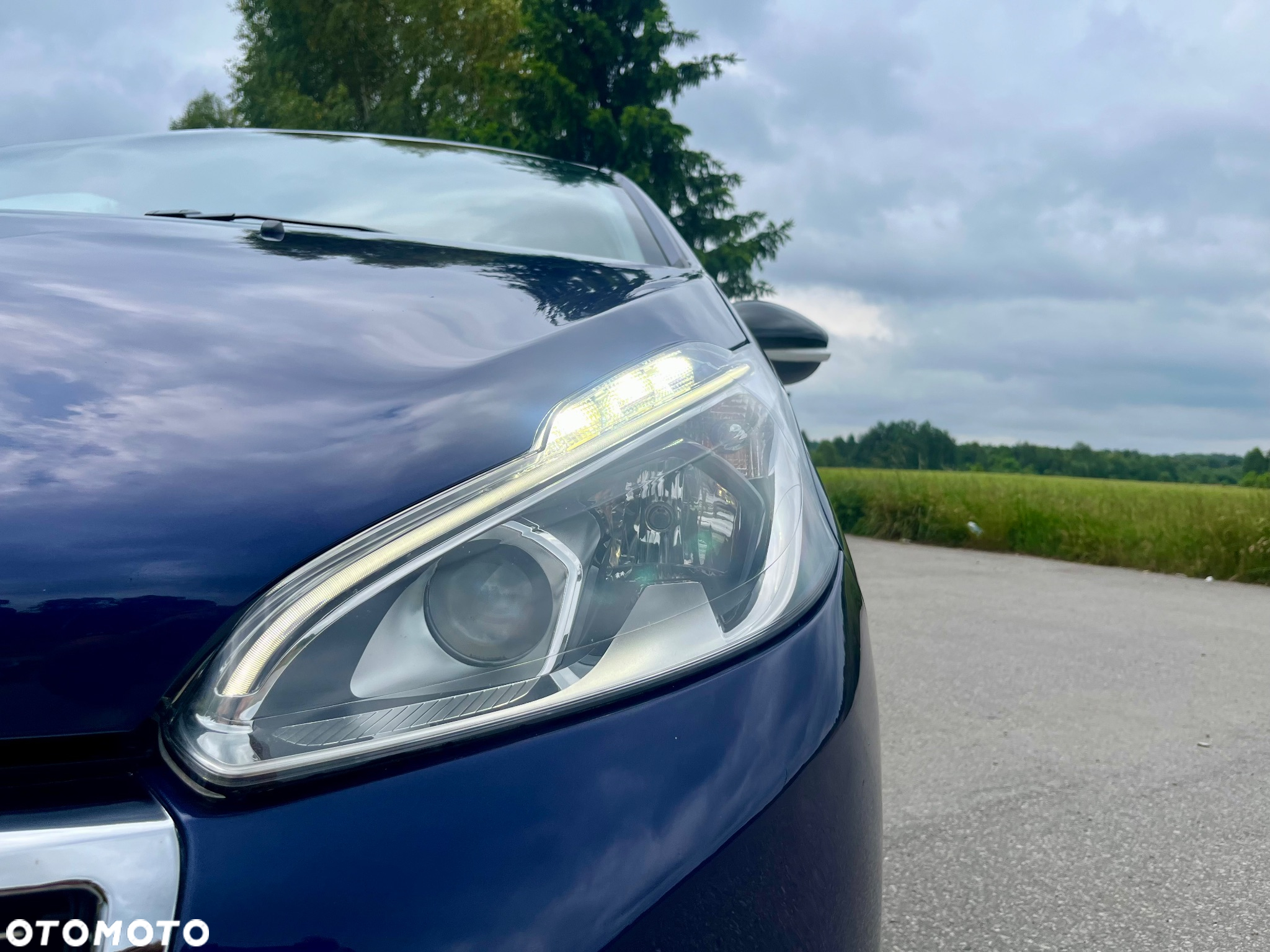 Peugeot 208 1.2 PureTech Allure - 19