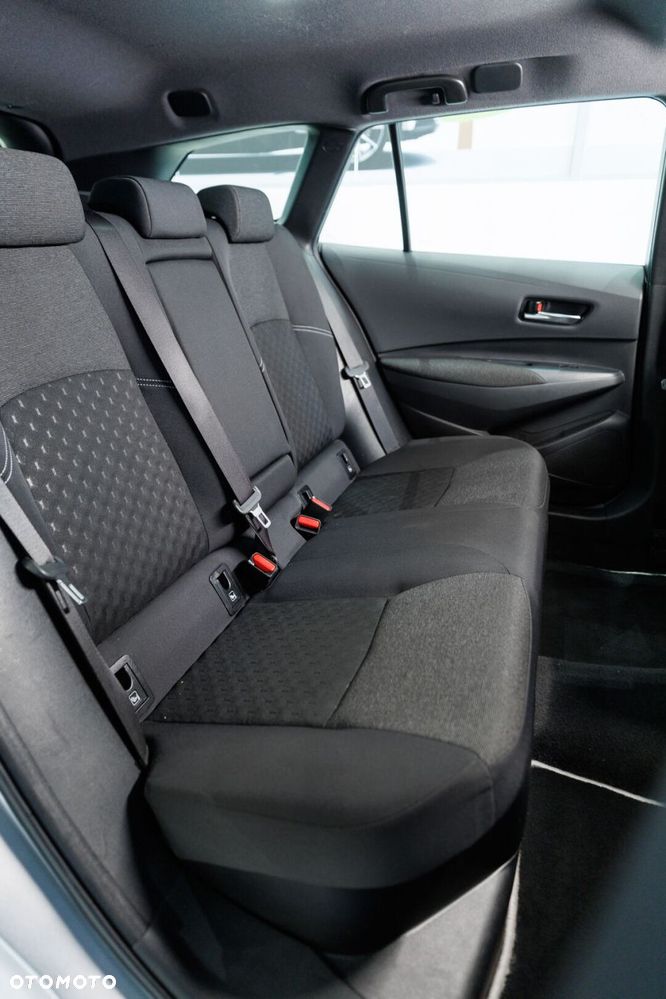 Toyota Corolla 1.8 Hybrid Comfort - 20