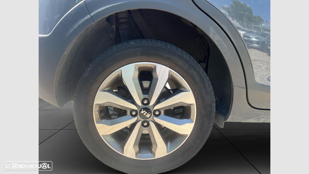 Kia Stonic 1.2 by FILA - 10