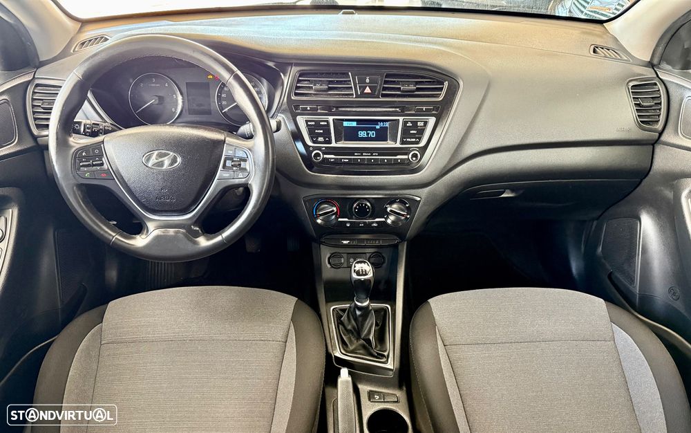 Hyundai i20 1.1 CRDi Style - 8