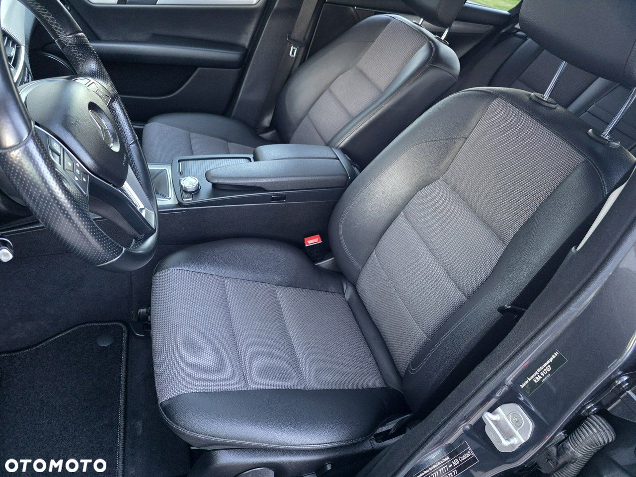 Mercedes-Benz Klasa C 200 CDI BlueEff Avantgarde - 17