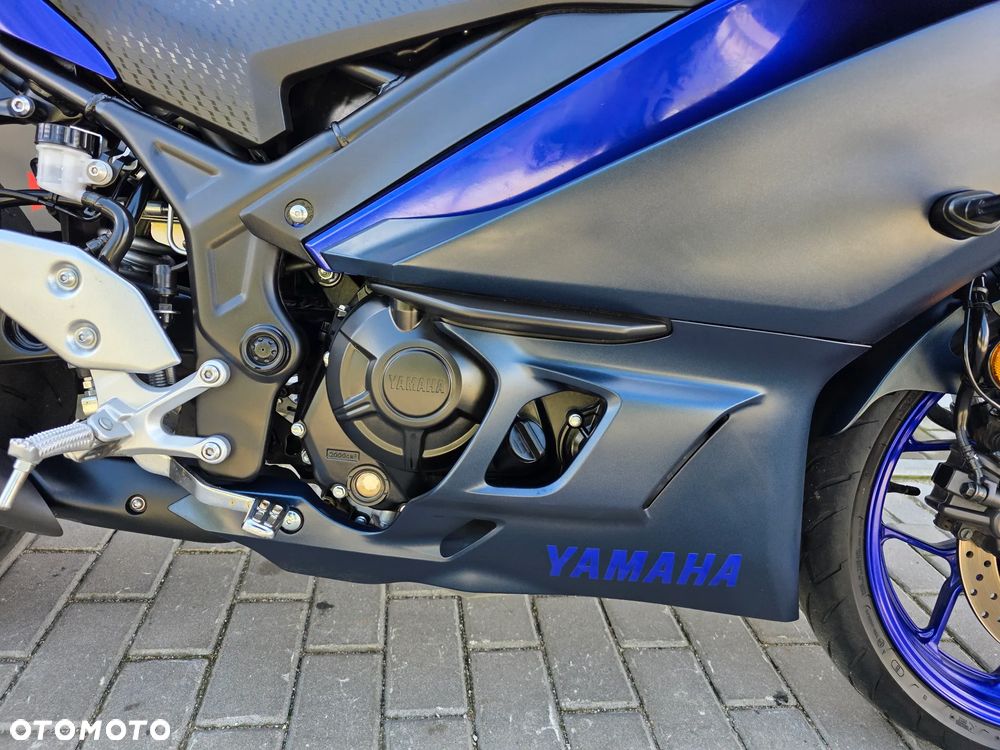 Yamaha R3 - 23
