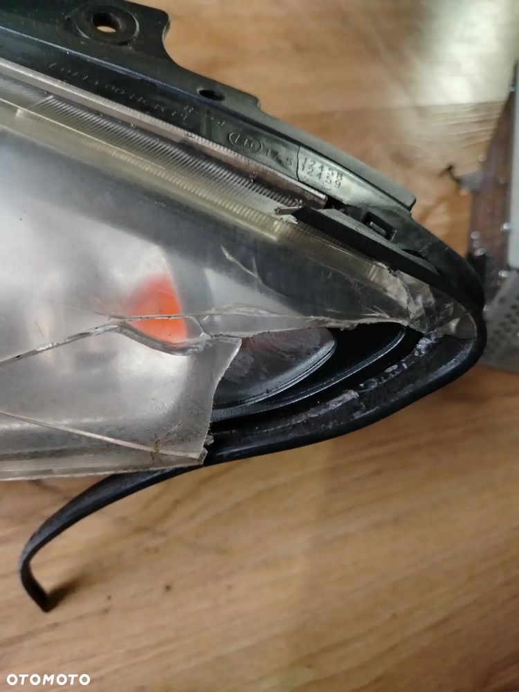 HYUNDAI I30 LIFT 09-12 reflektor lewy lampa lewa 92101-2R000 KLOSZ DO WYMIANY SOCZEWKA - 4