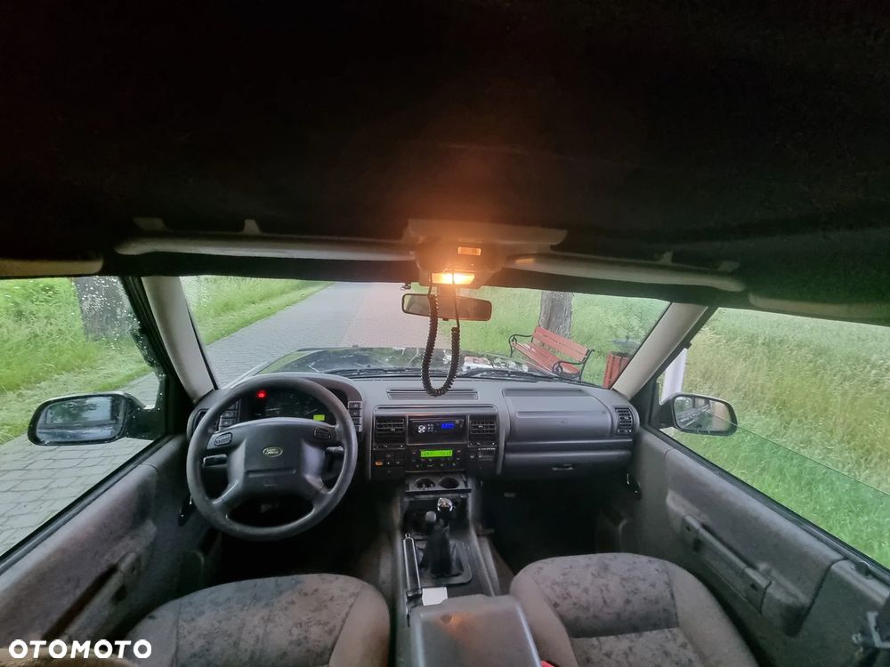 Land Rover Discovery - 16