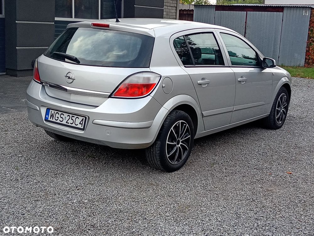 Opel Astra 2006 photo 4