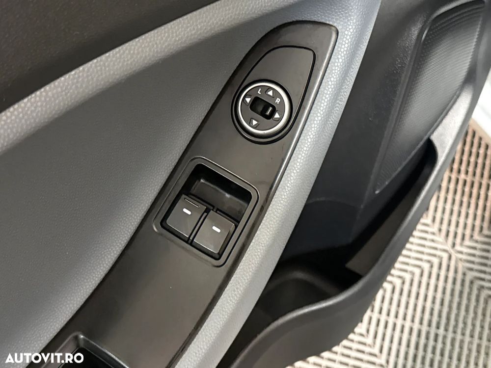 HYUNDAI i20 2020 — imagine 14