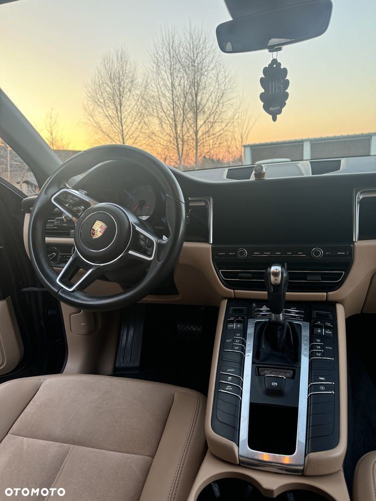 Porsche Macan S - 19