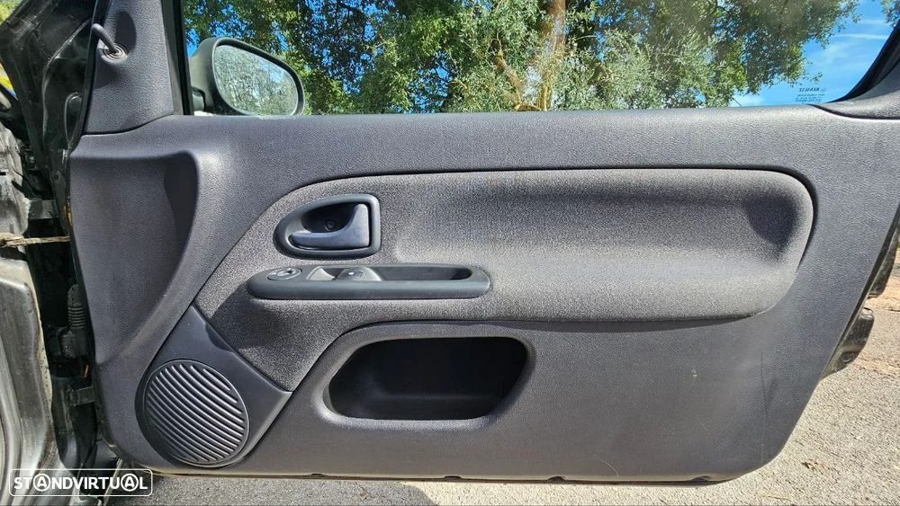 Renault Clio 1.5 dCi Confort - 20