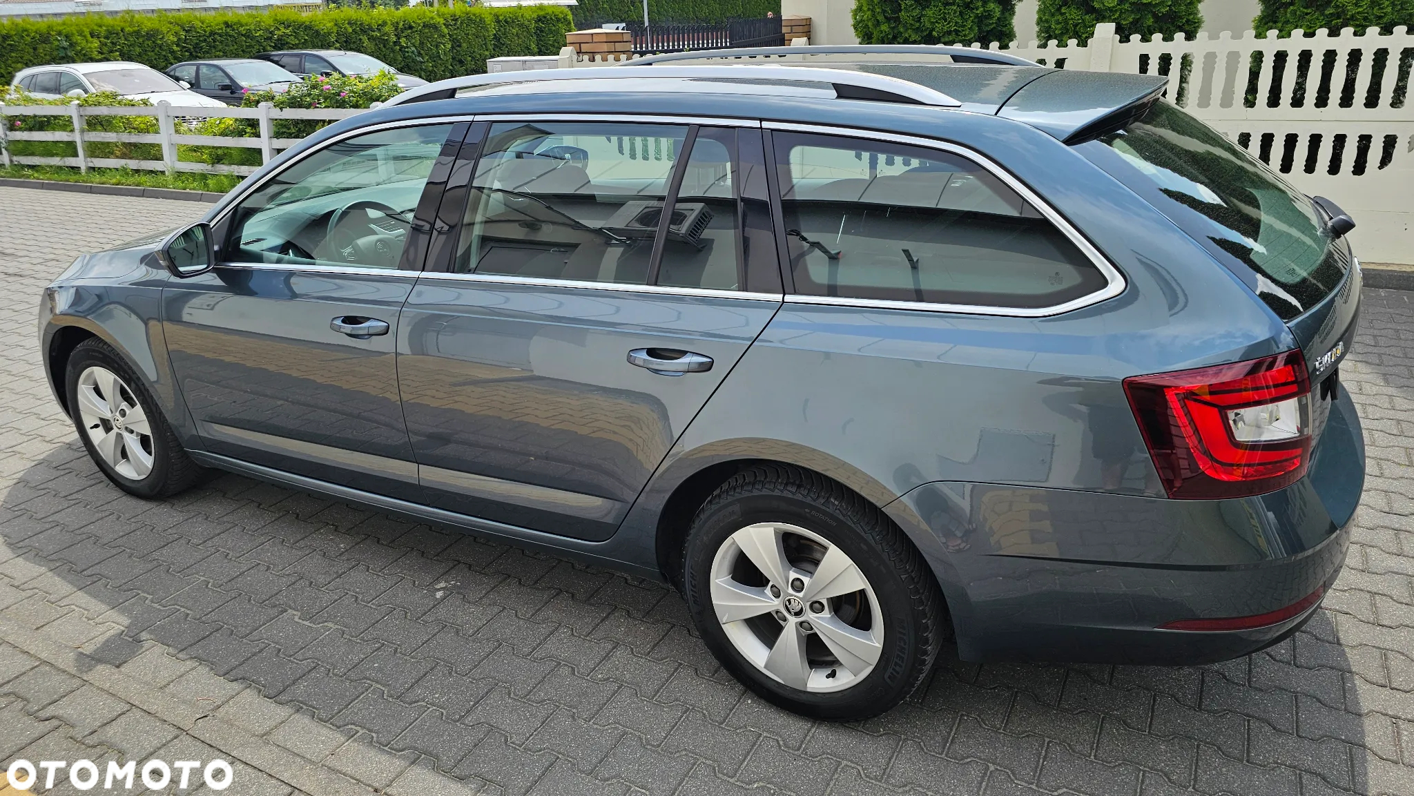 Skoda Octavia 1.6 TDI Ambition DSG - 12