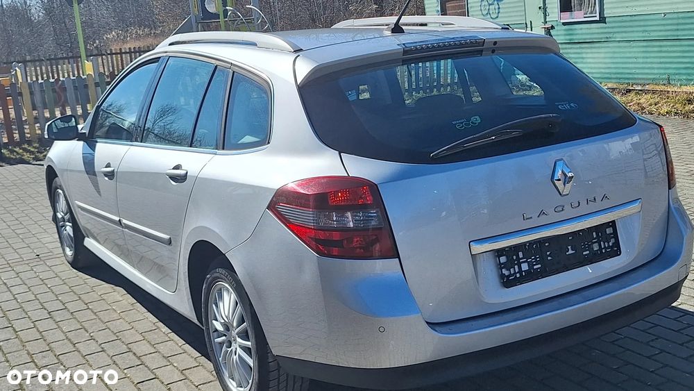 Renault Laguna dCi 110 FAP Paris Business - 9