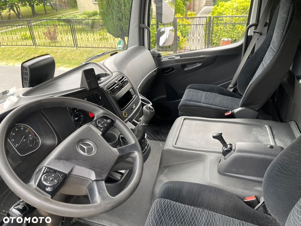 Mercedes-Benz Atego 1221 - 12