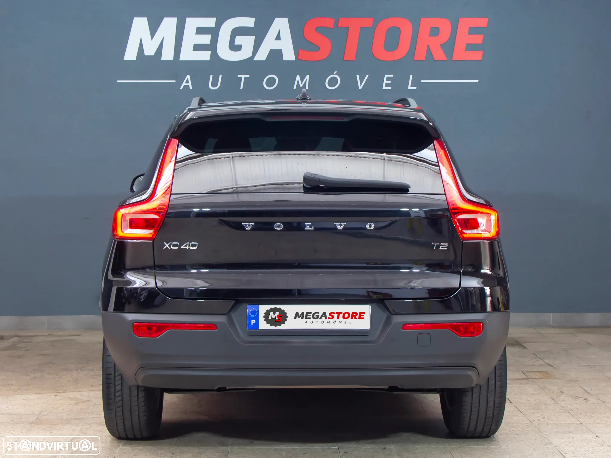Volvo XC 40 1.5 T2 Momentum Core - 6