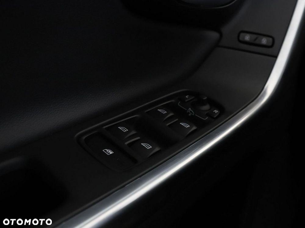 Volvo XC 60 D3 Drive-E Kinetic - 30