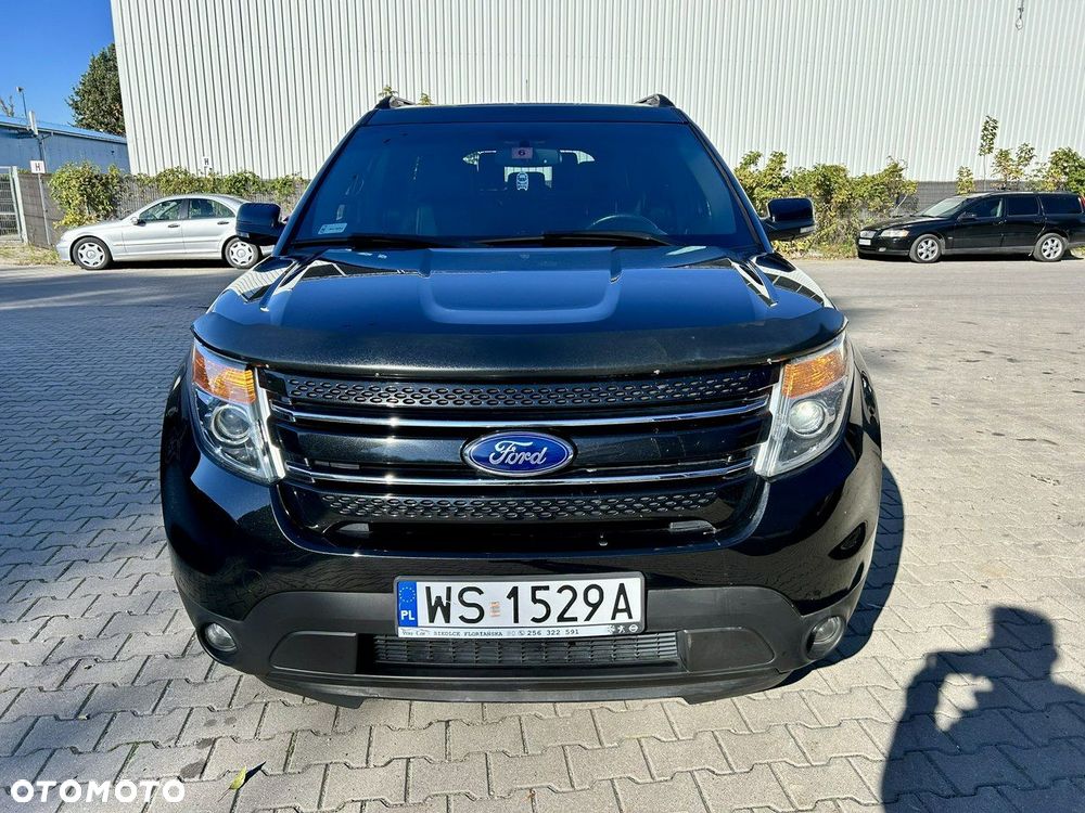 Ford Explorer - 3