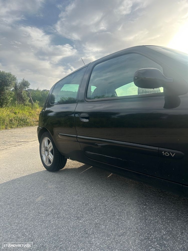 Renault Clio 1.2 16V Dynamique - 3