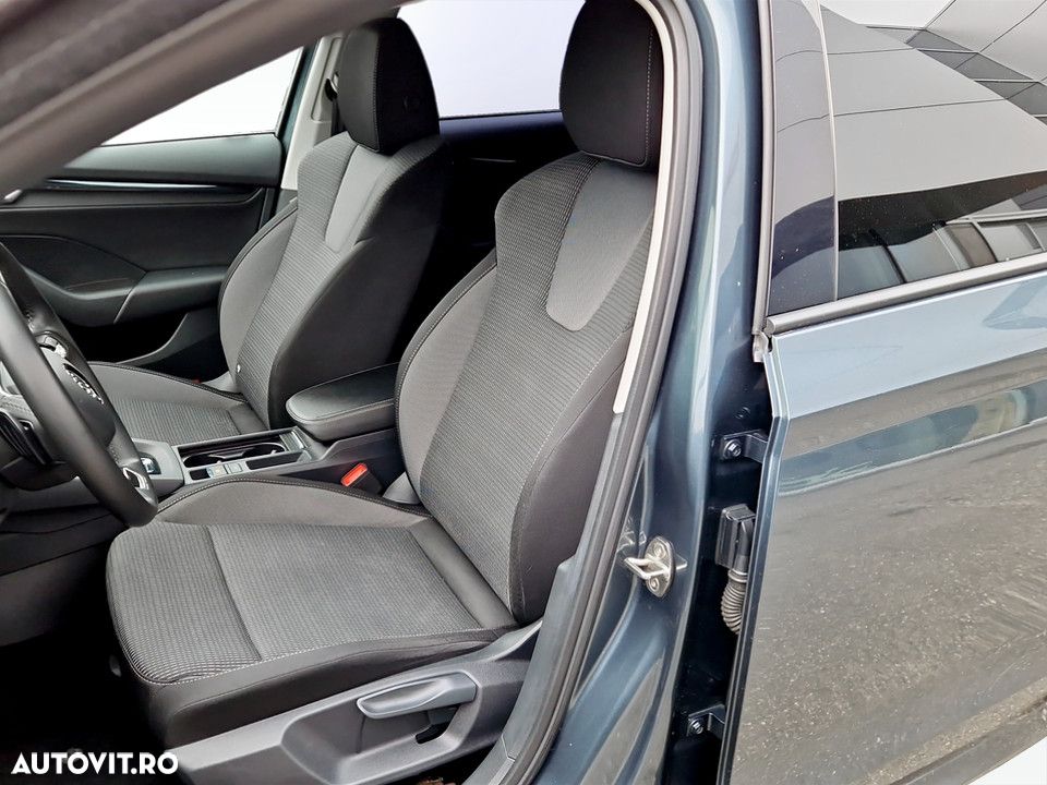 Skoda Octavia 2.0 TDI DSG Ambition - 11