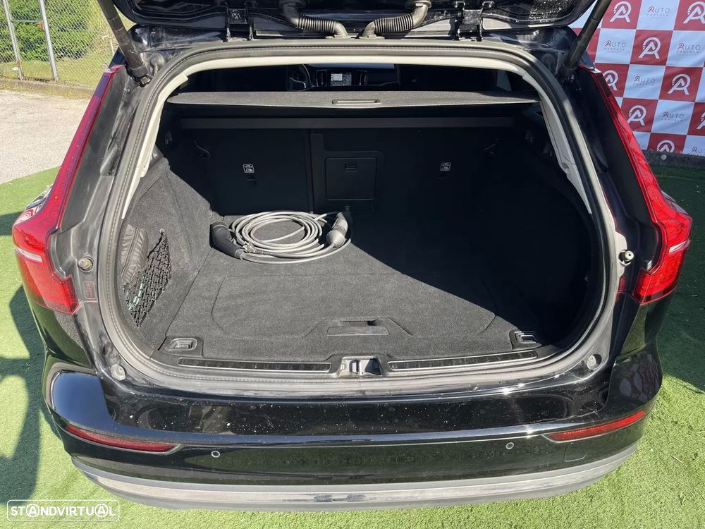 Volvo V60 2.0 T6 AWD TE Core - 26