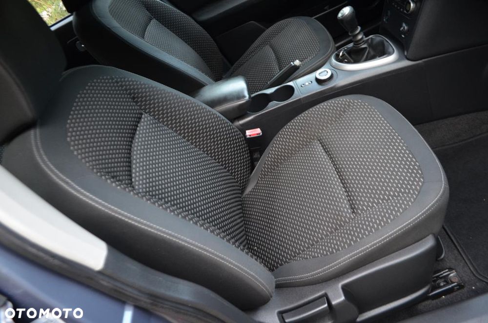 Nissan Qashqai 2.0 4 x 4 lounge - 22