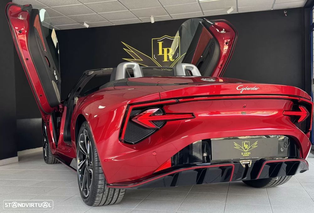 MG Cyberster 77 kWh GT - 47