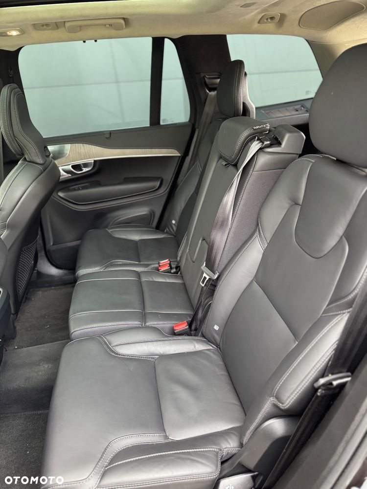 Volvo XC 90 - 11