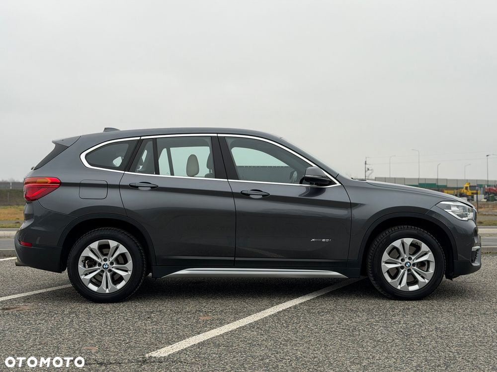 BMW X1 xDrive20i xLine sport - 7