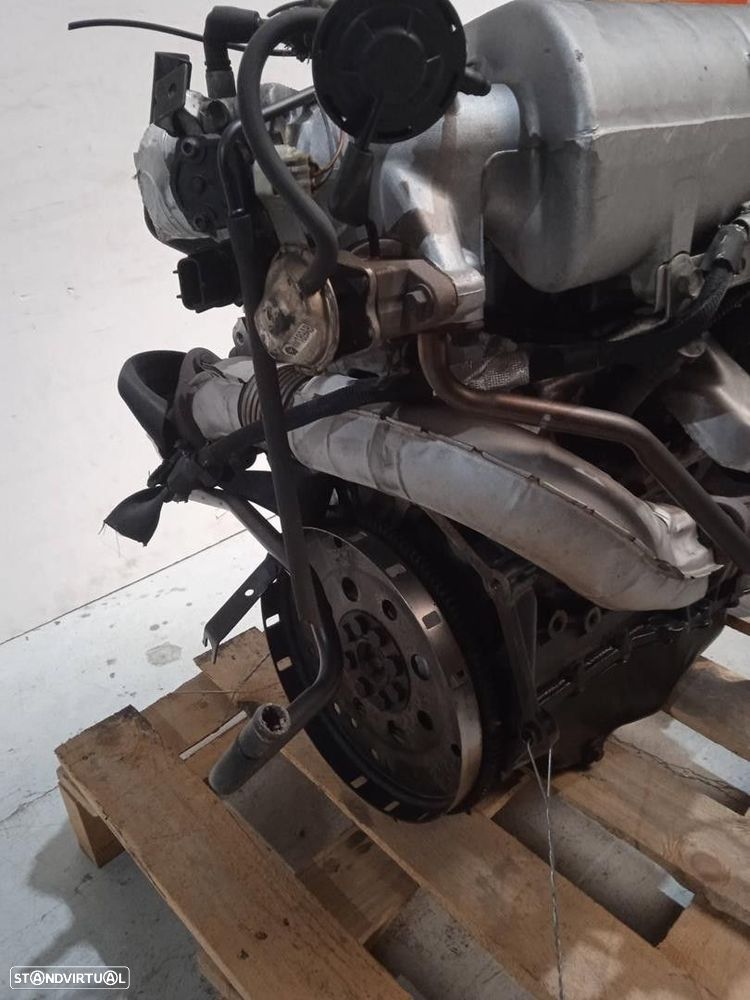 MOTOR COMPLETO CHRYSLER VOYAGER / GRAND VOYAGER III 2001 - 3