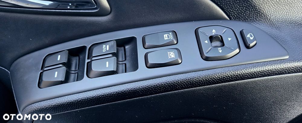 Hyundai ix35 2.0 CRDi 4WD Trend - 22