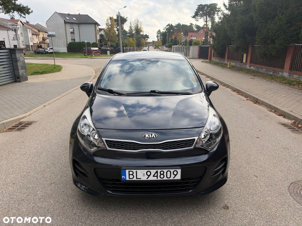 Kia Rio 2015 photo 2