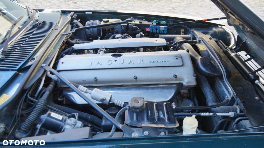 Jaguar XJS - 17