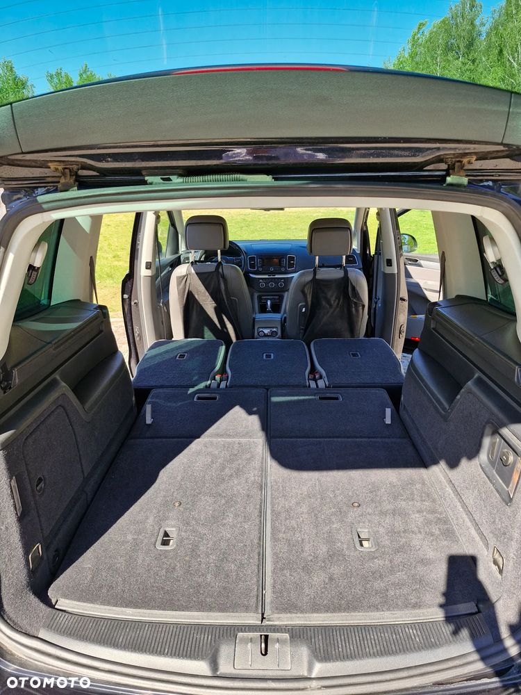 Volkswagen Sharan 2.0 TDI Highline DSG - 9